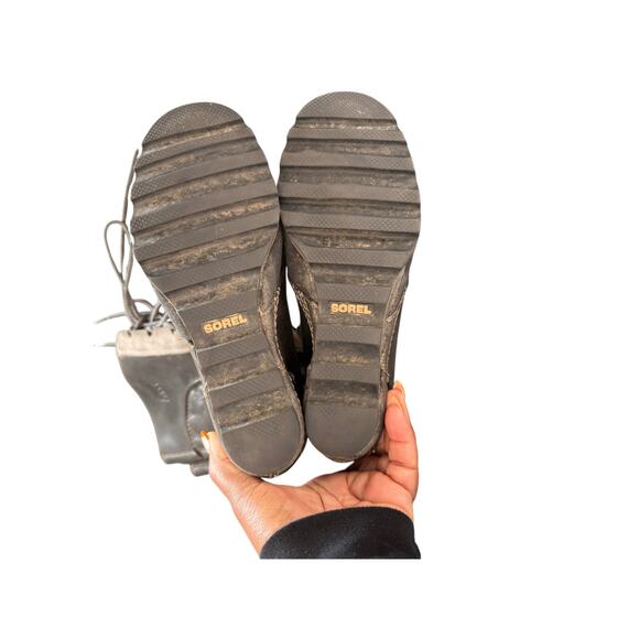 Sorel Cate the Great Boots Gray Wedge Suede Knee High Lace Up Casual Size 7 - Picture 13 of 13